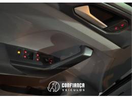 VOLKSWAGEN - T-CROSS - 2021/2021 - Prata - R$ 95.900,00