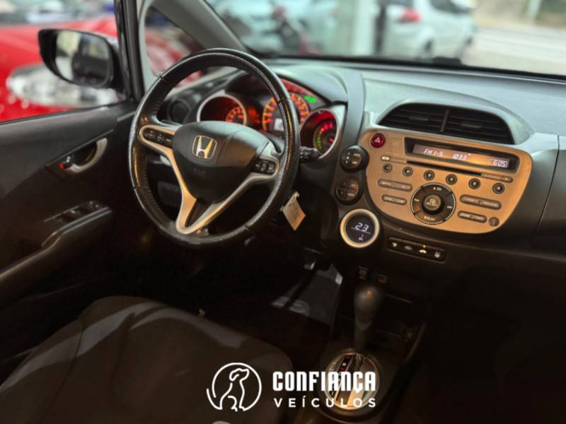 HONDA - FIT - 2009/2009 - Preta - R$ 46.900,00
