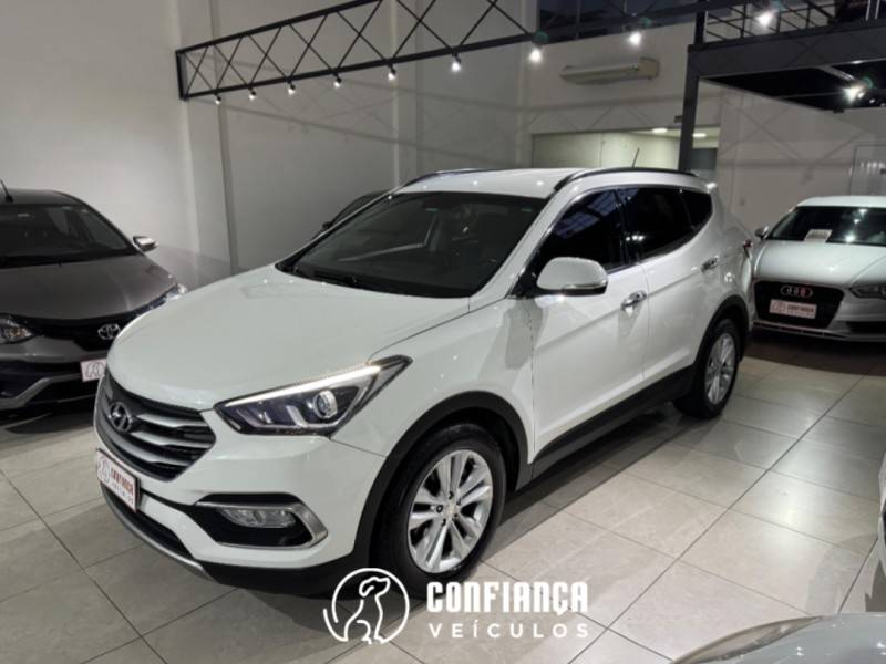 HYUNDAI - SANTA FÉ - 2015/2016 - Branca - R$ 99.900,00