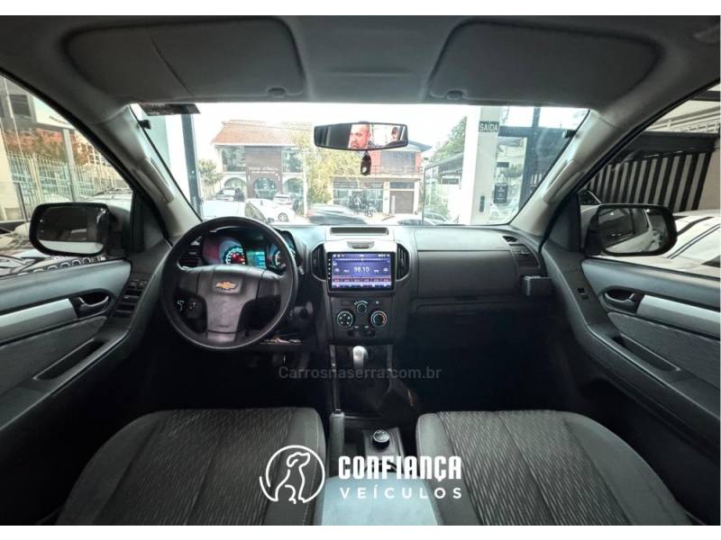 CHEVROLET - S10 - 2014/2015 - Branca - R$ 106.900,00