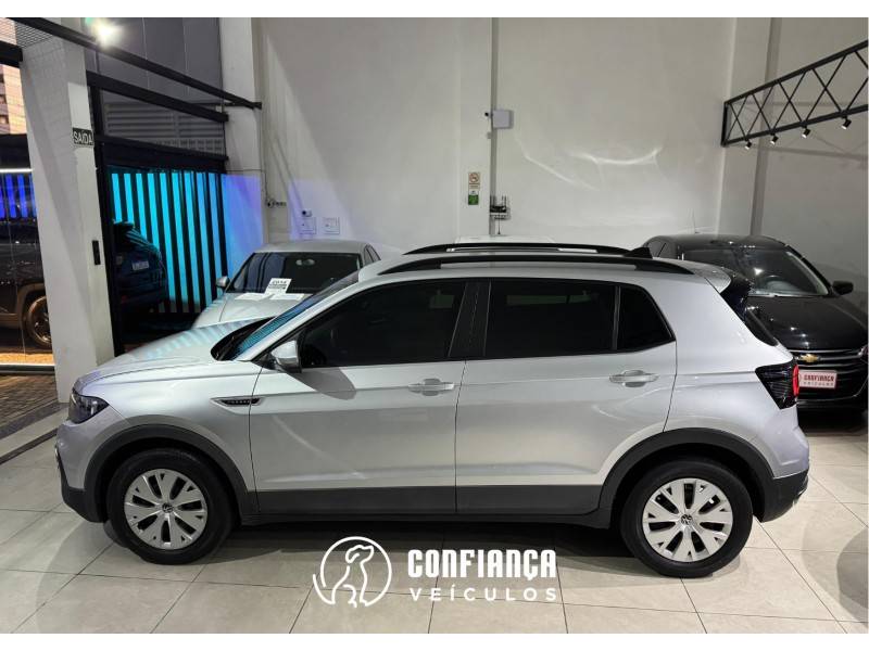 VOLKSWAGEN - T-CROSS - 2021/2021 - Prata - R$ 94.900,00