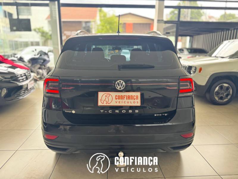 VOLKSWAGEN - T-CROSS - 2020/2020 - Preta - R$ 89.900,00