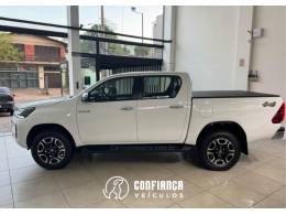 TOYOTA - HILUX - 2024/2024 - Branca - R$ 285.900,00