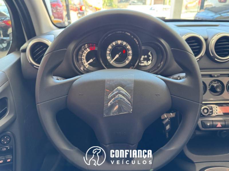 CITROËN - C3 - 2014/2015 - Branca - R$ 41.900,00