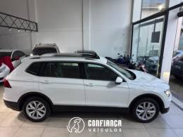 VOLKSWAGEN - TIGUAN - 2018/2019 - Branca - R$ 119.900,00