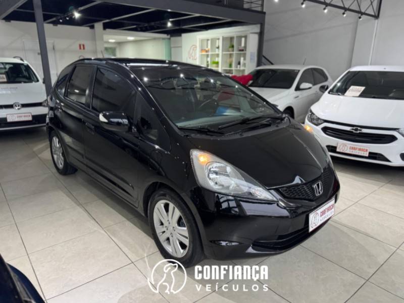HONDA - FIT - 2009/2009 - Preta - R$ 46.900,00