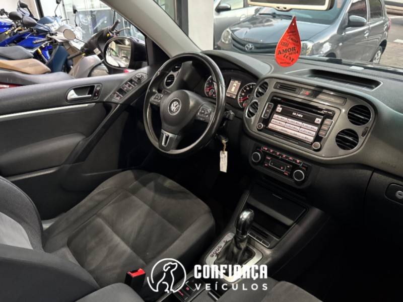 VOLKSWAGEN - TIGUAN - 2012/2012 - Preta - R$ 59.900,00