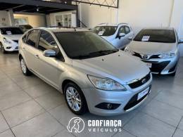 FORD - FOCUS - 2009/2009 - Prata - R$ 38.900,00
