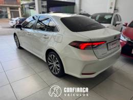 TOYOTA - COROLLA - 2020/2020 - Branca - R$ 132.900,00