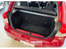 TOYOTA - ETIOS - 2017/2018 - Vermelha - R$ 61.900,00
