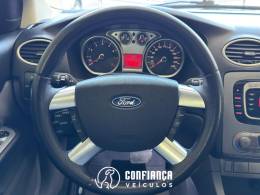 FORD - FOCUS - 2009/2009 - Prata - R$ 38.900,00