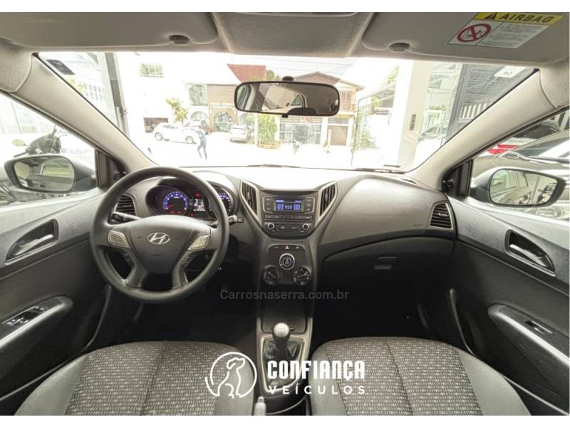 HYUNDAI - HB20 - 2018/2019 - Preta - R$ 54.900,00