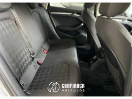 AUDI - A3 - 2014/2014 - Prata - R$ 74.900,00