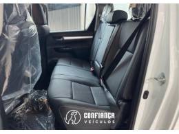 TOYOTA - HILUX - 2024/2024 - Branca - R$ 285.900,00