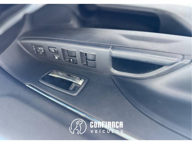 MITSUBISHI - ASX - 2013/2014 - Prata - R$ 73.900,00