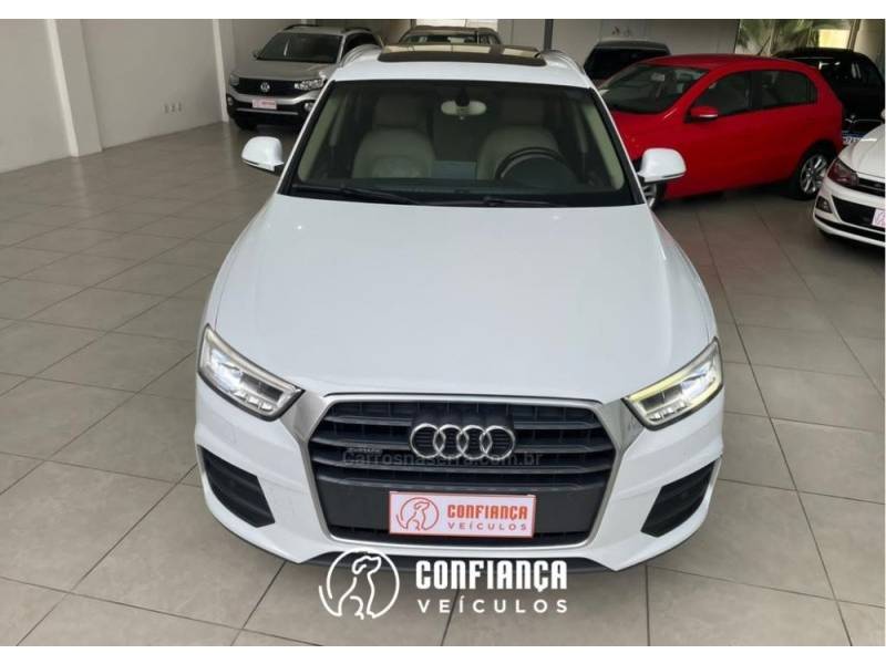 AUDI - Q3 - 2015/2016 - Branca - R$ 99.900,00