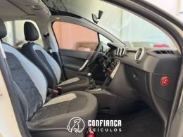 CITROËN - C3 - 2014/2015 - Branca - R$ 41.900,00