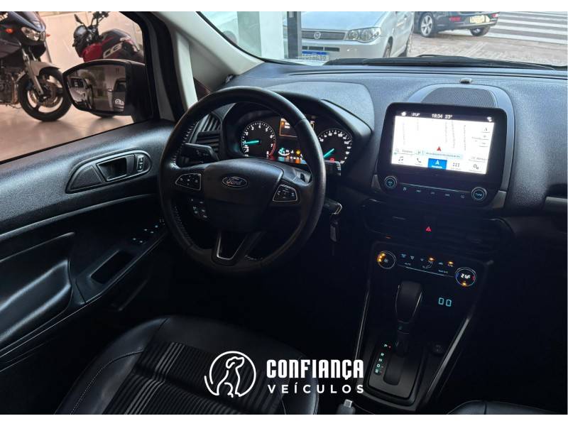 FORD - ECOSPORT - 2017/2018 - Branca - R$ 74.900,00