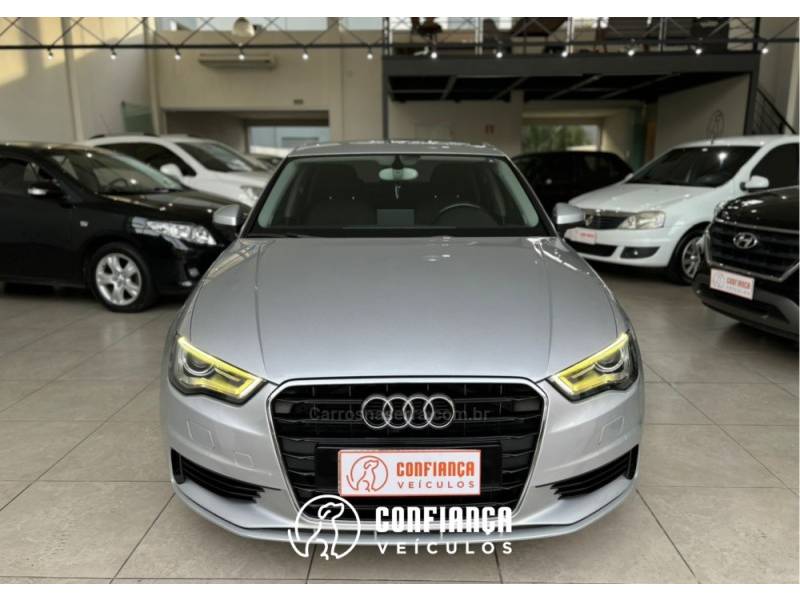 AUDI - A3 - 2014/2014 - Prata - R$ 74.900,00