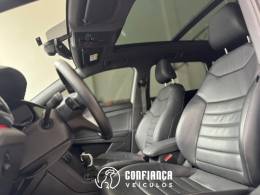 VOLKSWAGEN - TAOS - 2022/2022 - Branca - R$ 151.900,00