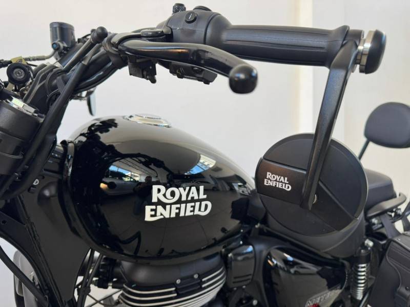 ROYAL ENFIELD - METEOR FIREBALL RED - 2025/2025 - Preta - R$ 22.900,00