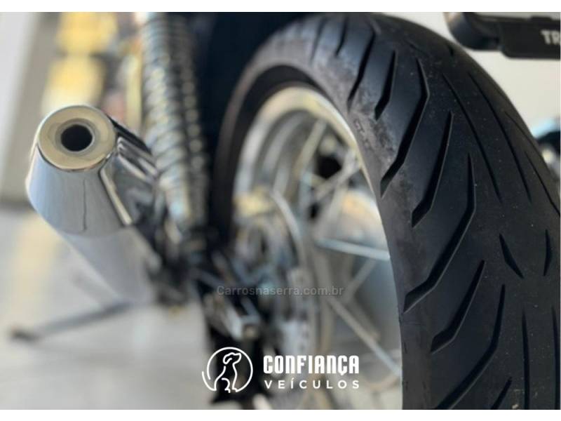 TRIUMPH - THRUXTON - 2014/2014 - Preta - R$ 28.900,00