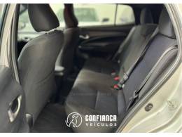 TOYOTA - YARIS - 2021/2022 - Preta - R$ 84.900,00